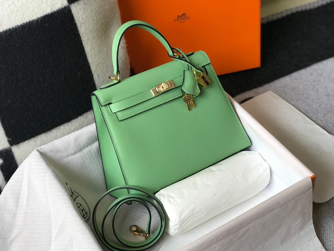 Hermes Kelly 25cm Sellier Bag in Vert Criquet Epsom Calfskin GHW - Image 9