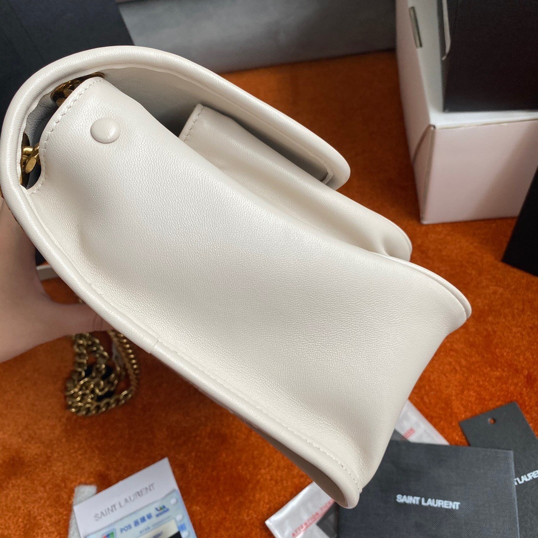 Saint Laurent Niki Medium Chain Bag In White Lambskin - Image 2