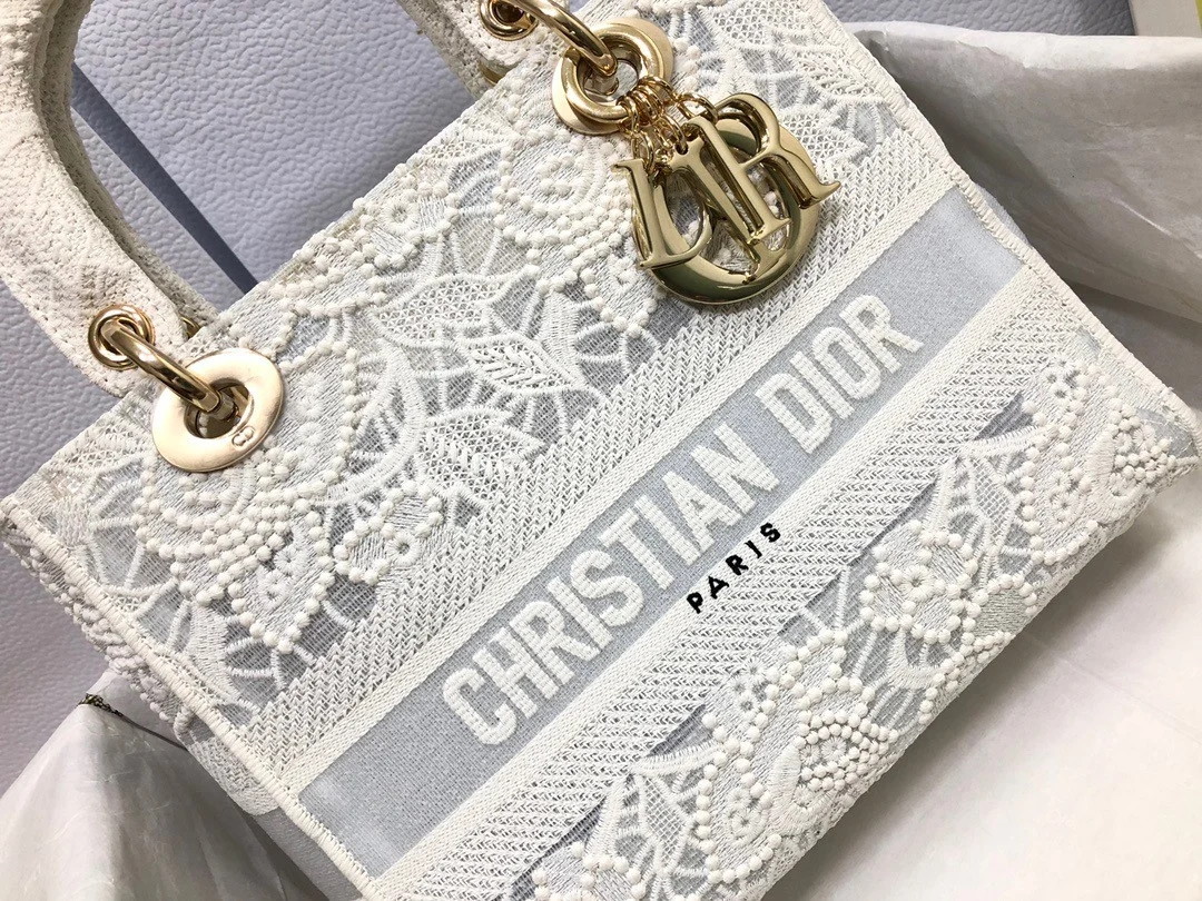 Dior Lady D-Lite Medium Bag in Embroidery with Macrame Effect - Image 3