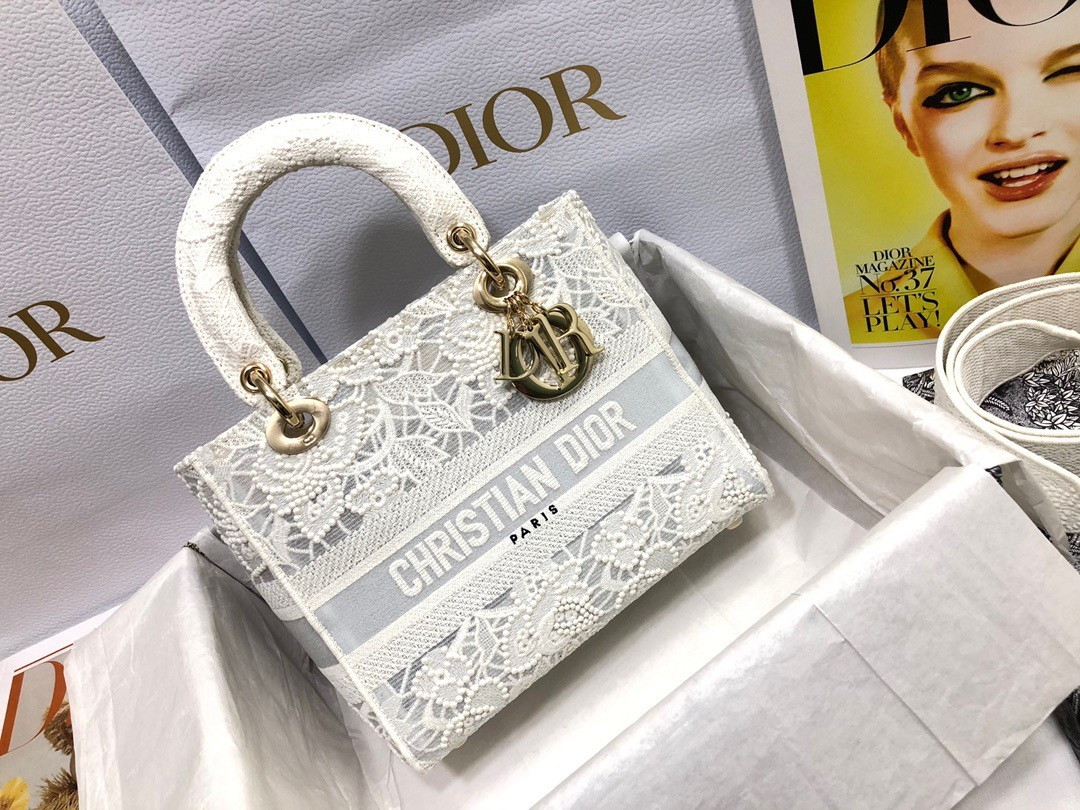Dior Lady D-Lite Medium Bag in Embroidery with Macrame Effect - Image 4