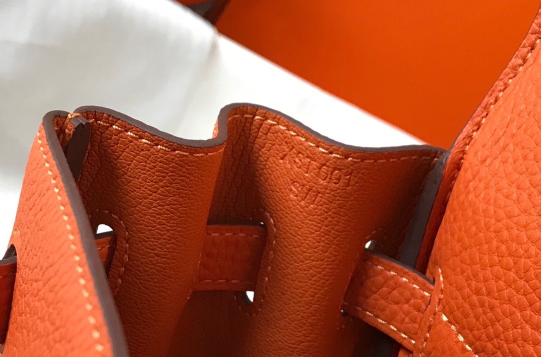 Hermes Kelly 28cm Retourne Bag in Orange Clemence Leather GHW - Image 6