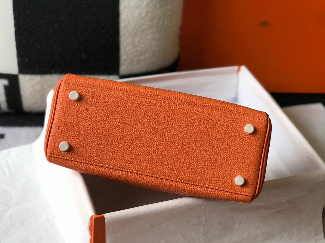 Hermes Kelly 28cm Retourne Bag in Orange Clemence Leather GHW - Image 9