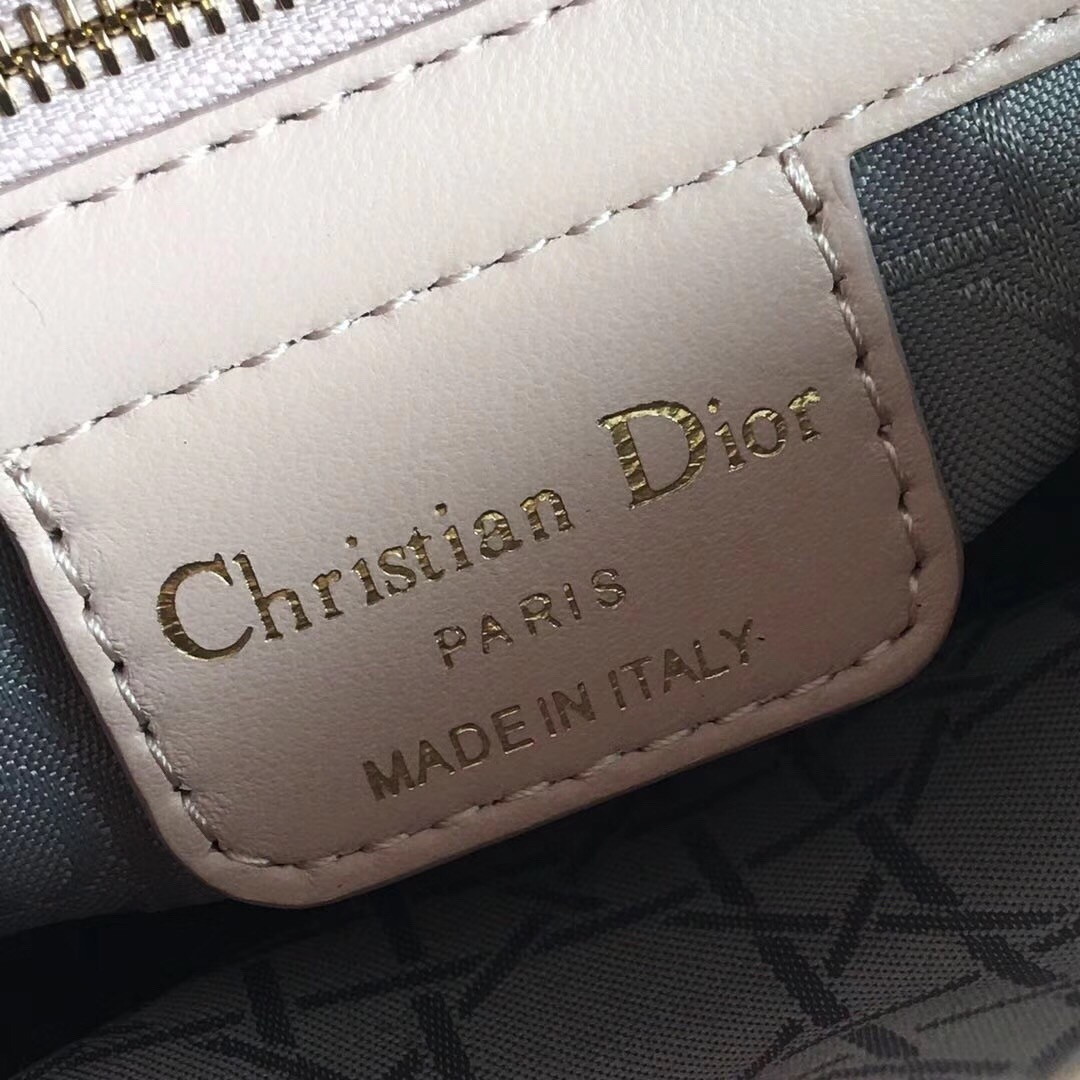 Dior Lady Dior Medium Bag In Powder Lambskin - Image 4