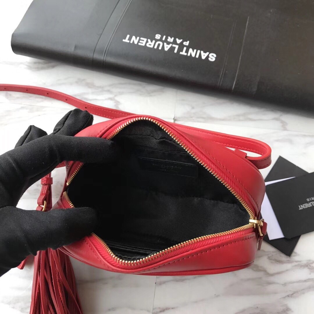 Saint Laurent Lou Belt Bag In Red Quilted Calfskin - Image 4