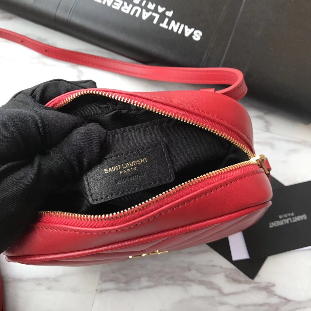 Saint Laurent Lou Belt Bag In Red Quilted Calfskin - Image 6