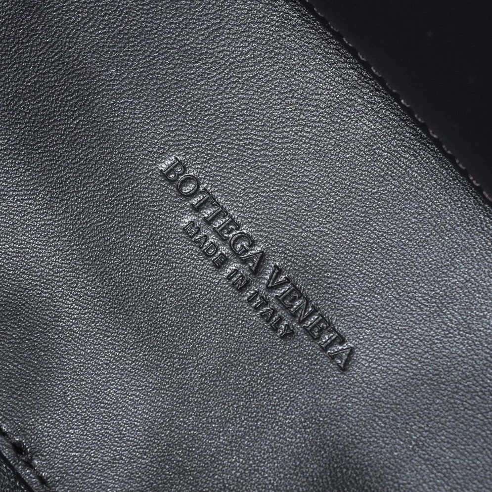 Bottega Veneta Small Andiamo Bag In Black Intrecciato Lambskin - Image 10