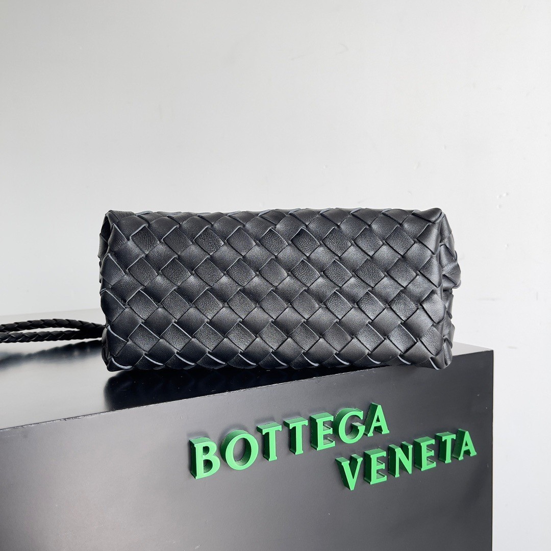 Bottega Veneta Small Andiamo Bag In Black Intrecciato Lambskin - Image 3