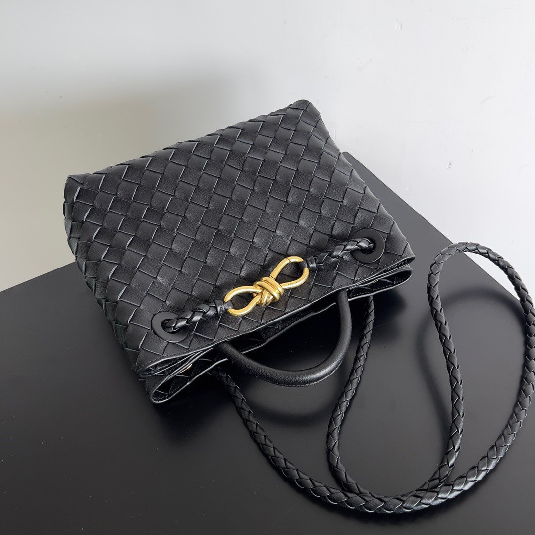 Bottega Veneta Small Andiamo Bag In Black Intrecciato Lambskin - Image 4
