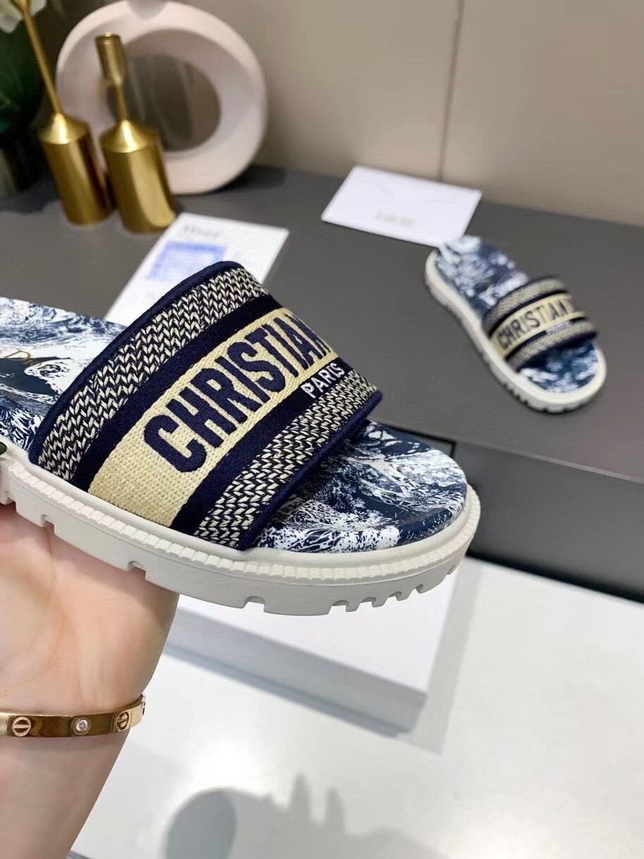 Dior Dway Slides In Blue Toile de Jouy Flowers Embroidered Cotton - Image 4