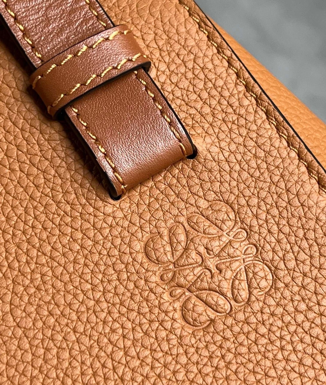 Loewe Compact Hammock Bag in Light Caramel Grained Calfskin - Image 10