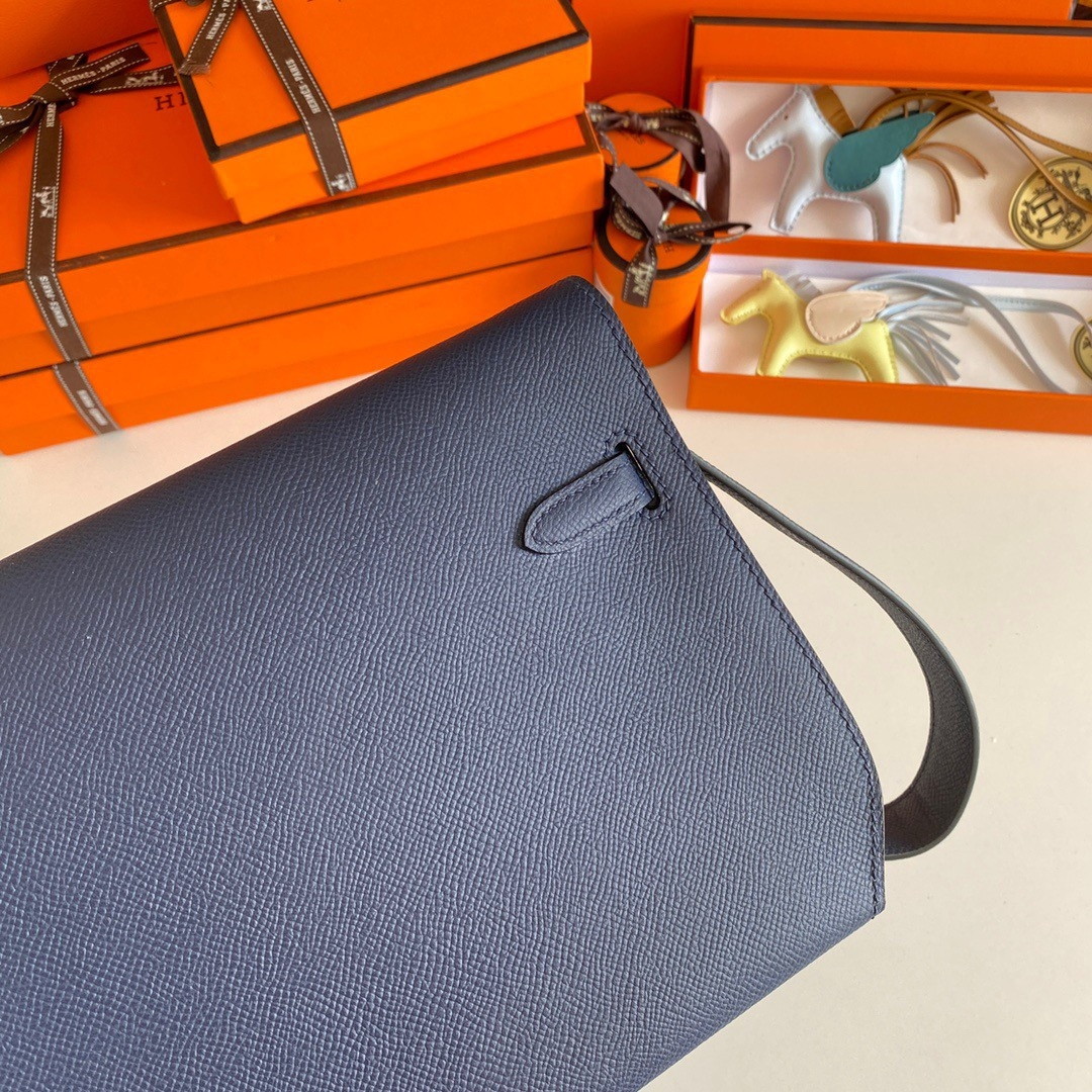 Hermes Kelly Depeches 25 Pouch in Blue Saphir Epsom Calfskin - Image 3
