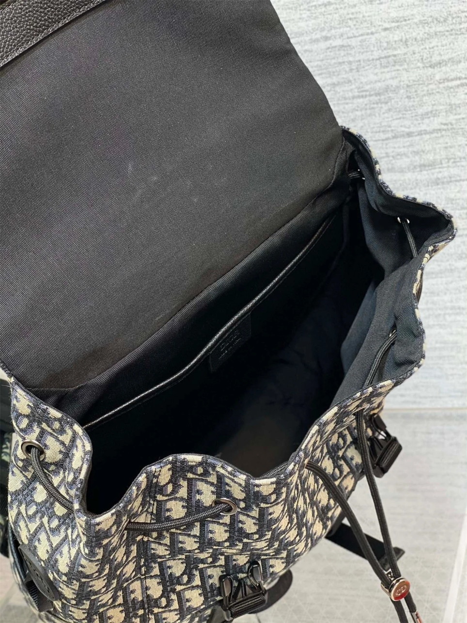 Dior Explorer Backpack In Black Dior Oblique Jacquard - Image 4