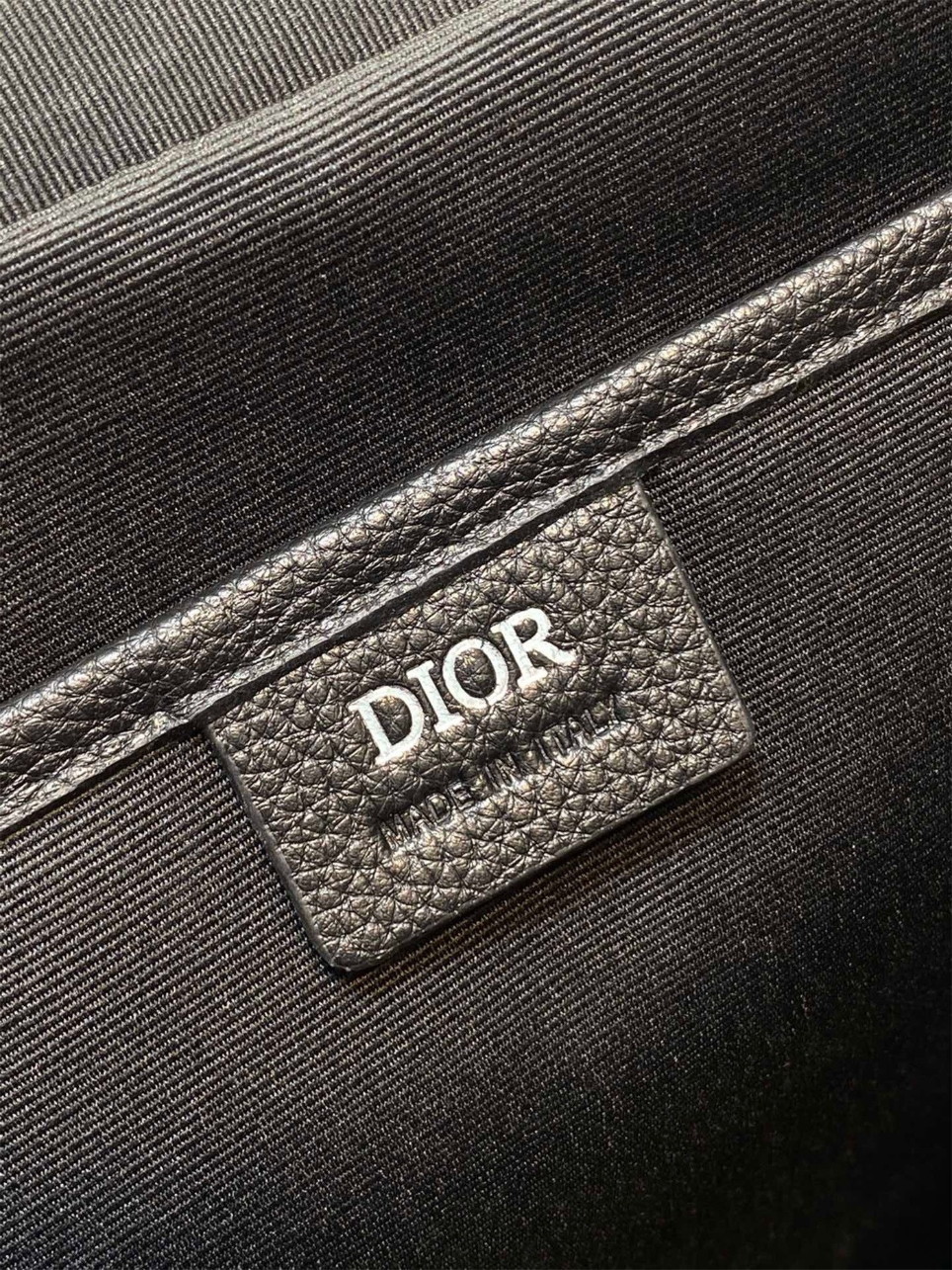 Dior Explorer Backpack In Black Dior Oblique Jacquard - Image 8