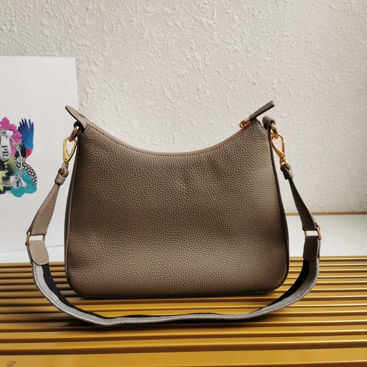 Prada Shoulder Bag in Grey Grained Leather - Image 7
