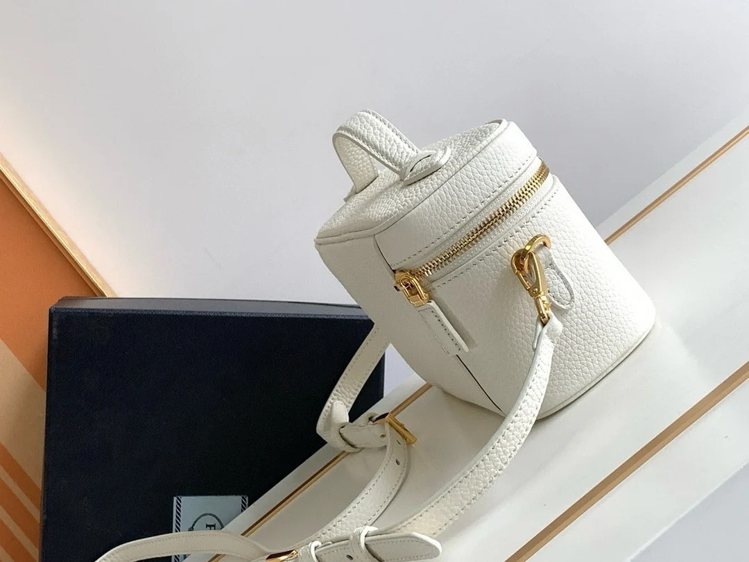 Prada Mini Vanity Bag in White Grained Leather - Image 2