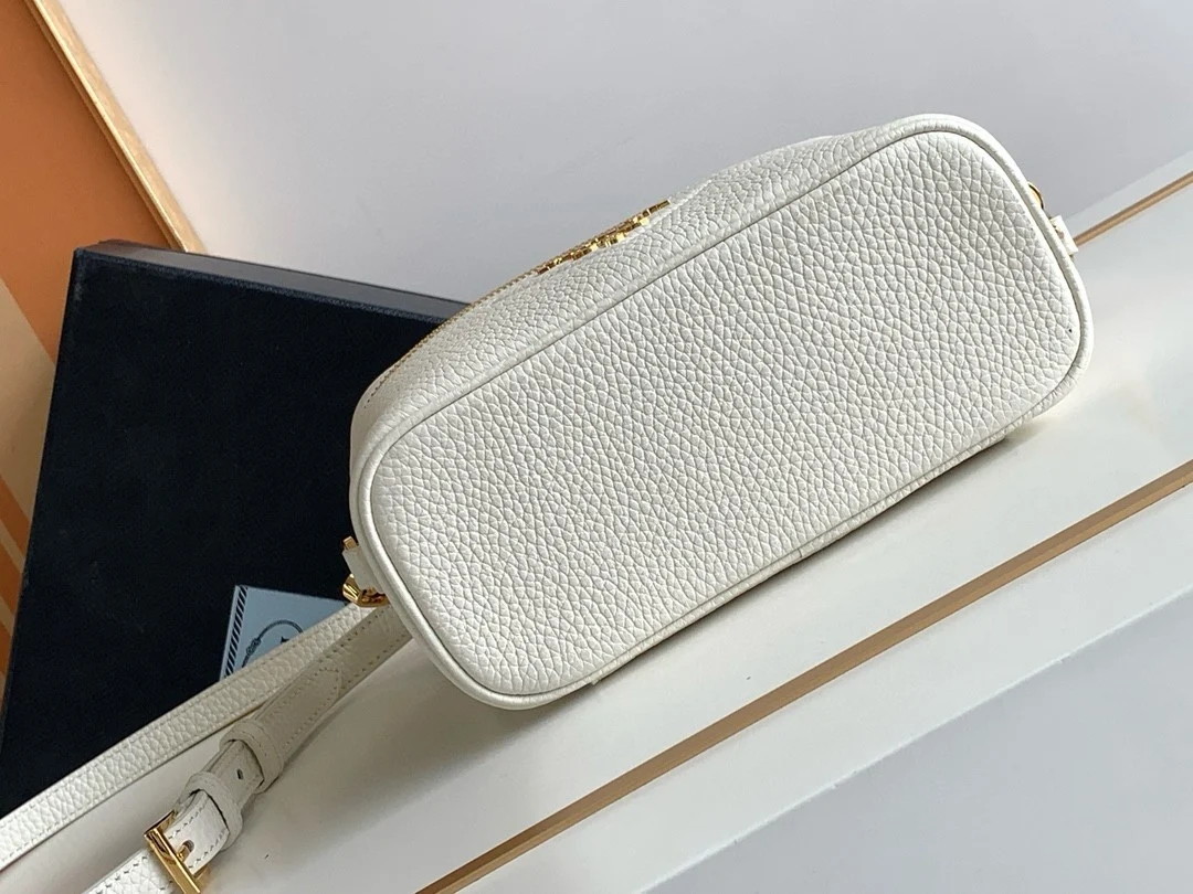 Prada Mini Vanity Bag in White Grained Leather - Image 3