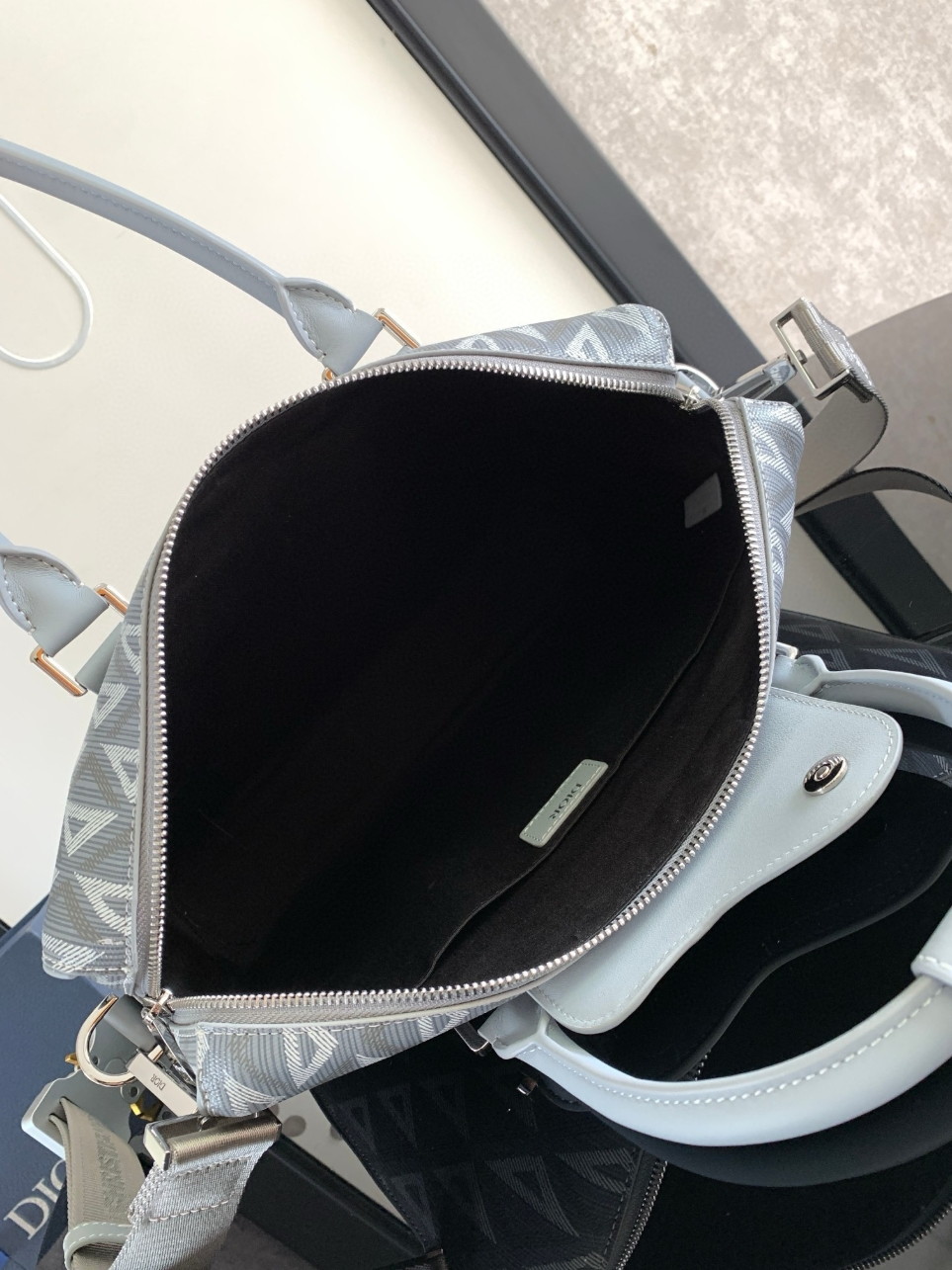Dior Lingot Briefcase in Grey CD Diamond Canvas - Image 3
