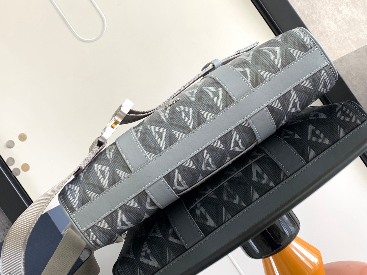 Dior Lingot Briefcase in Grey CD Diamond Canvas - Image 7