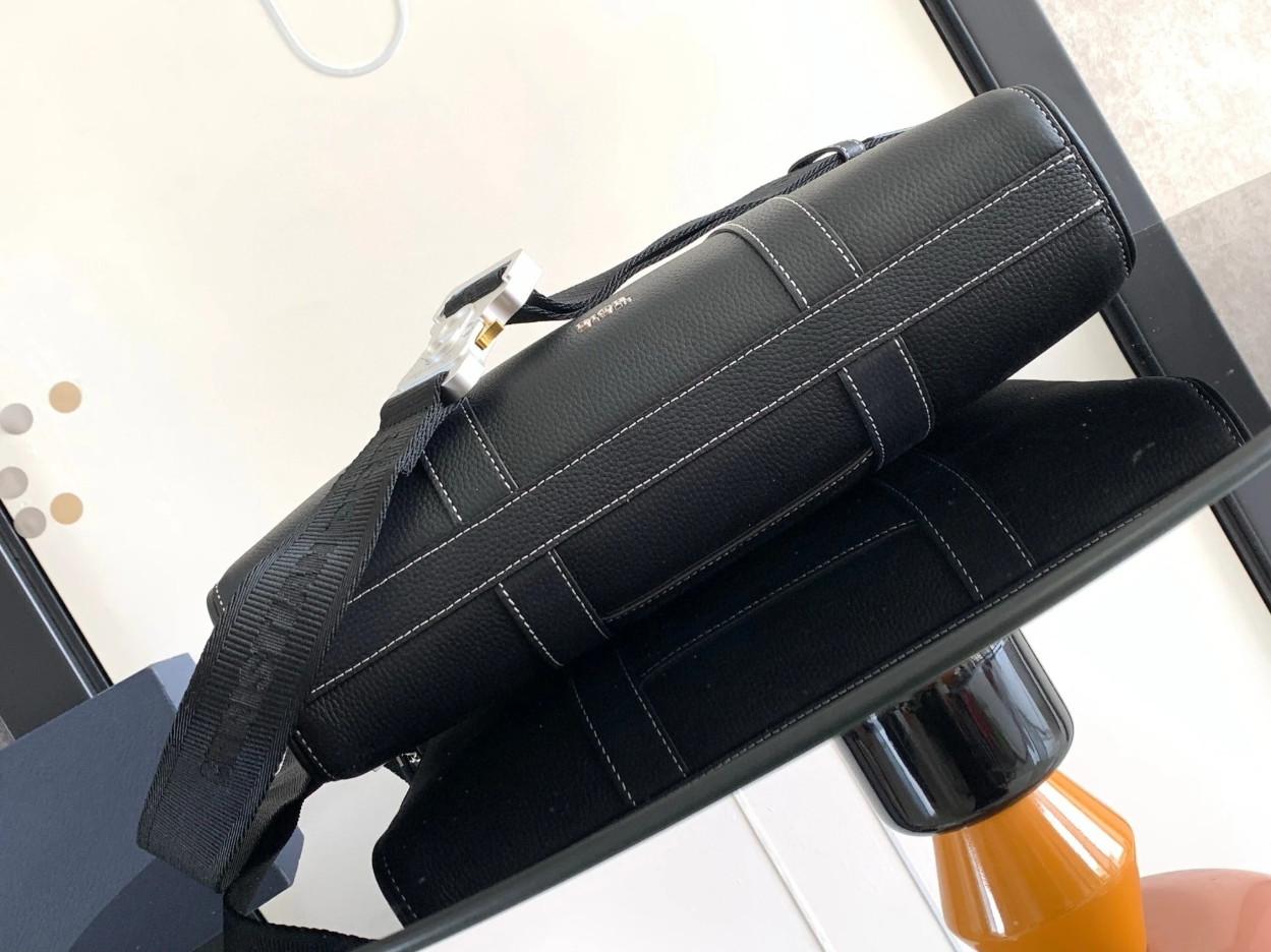 Dior Lingot Briefcase in Black Grained Calfskin - Image 7
