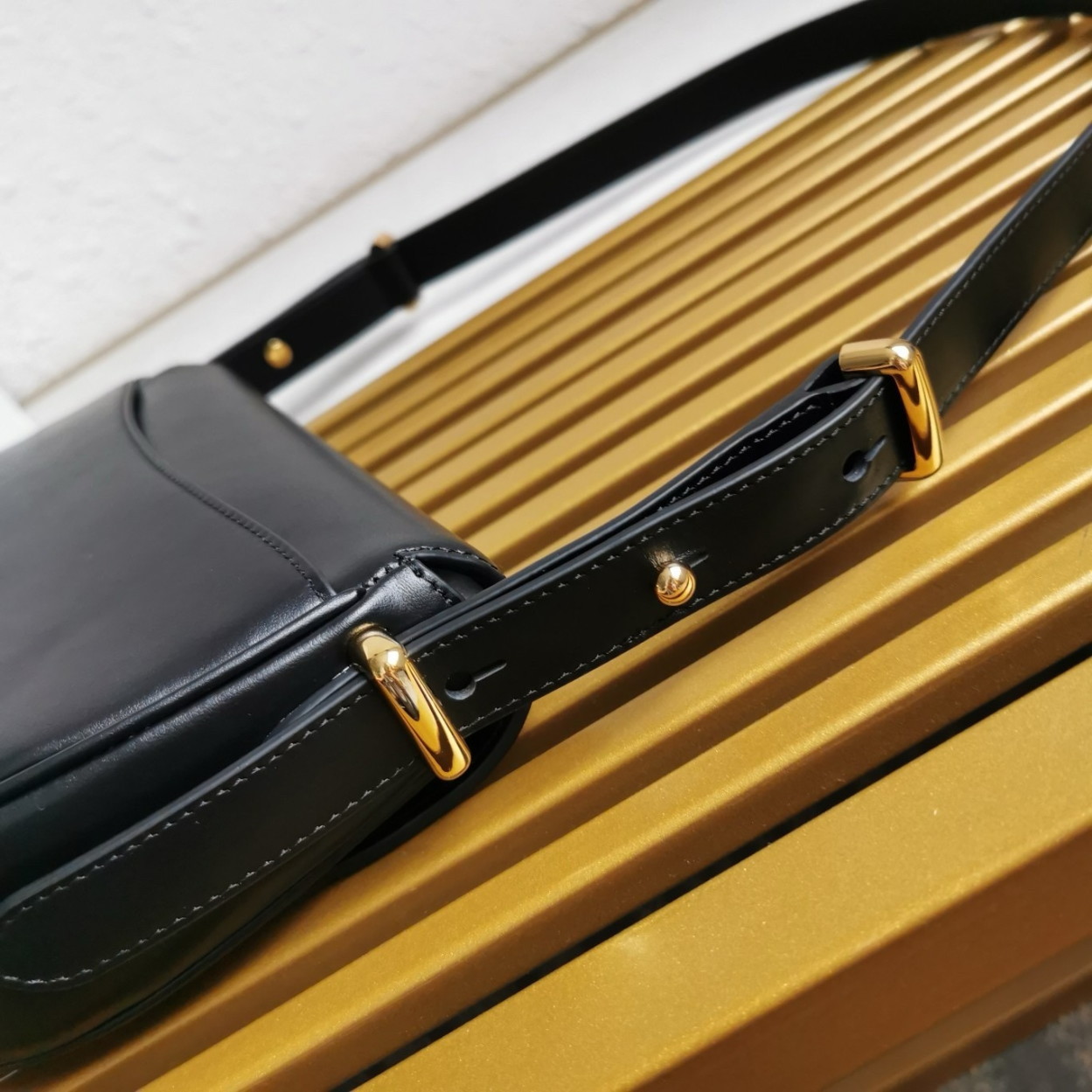 Prada Arque Shoulder Bag with Flap in Black Leather - Image 5