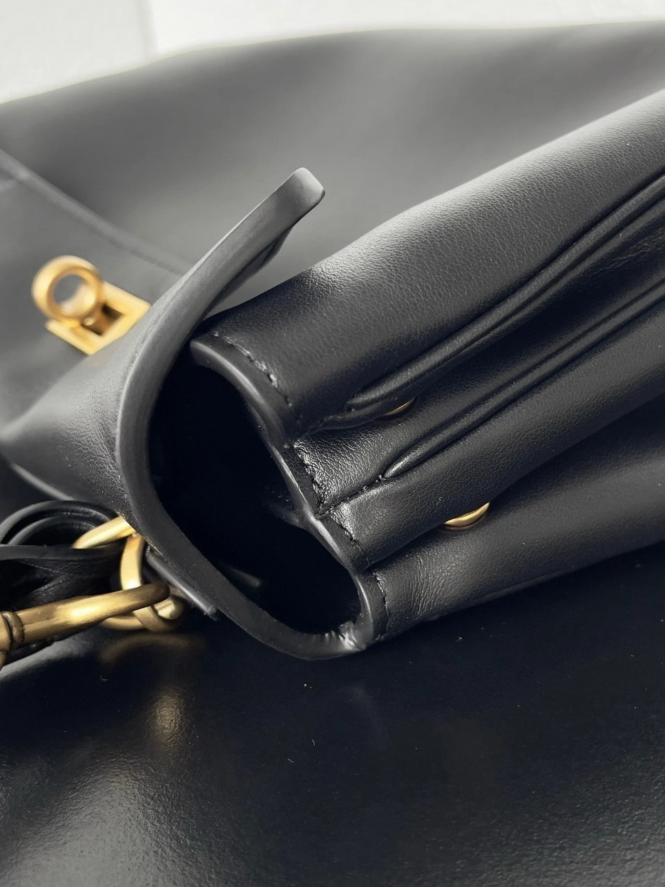 Balenciaga Rodeo Medium Bag in Black Calfskin - Image 4