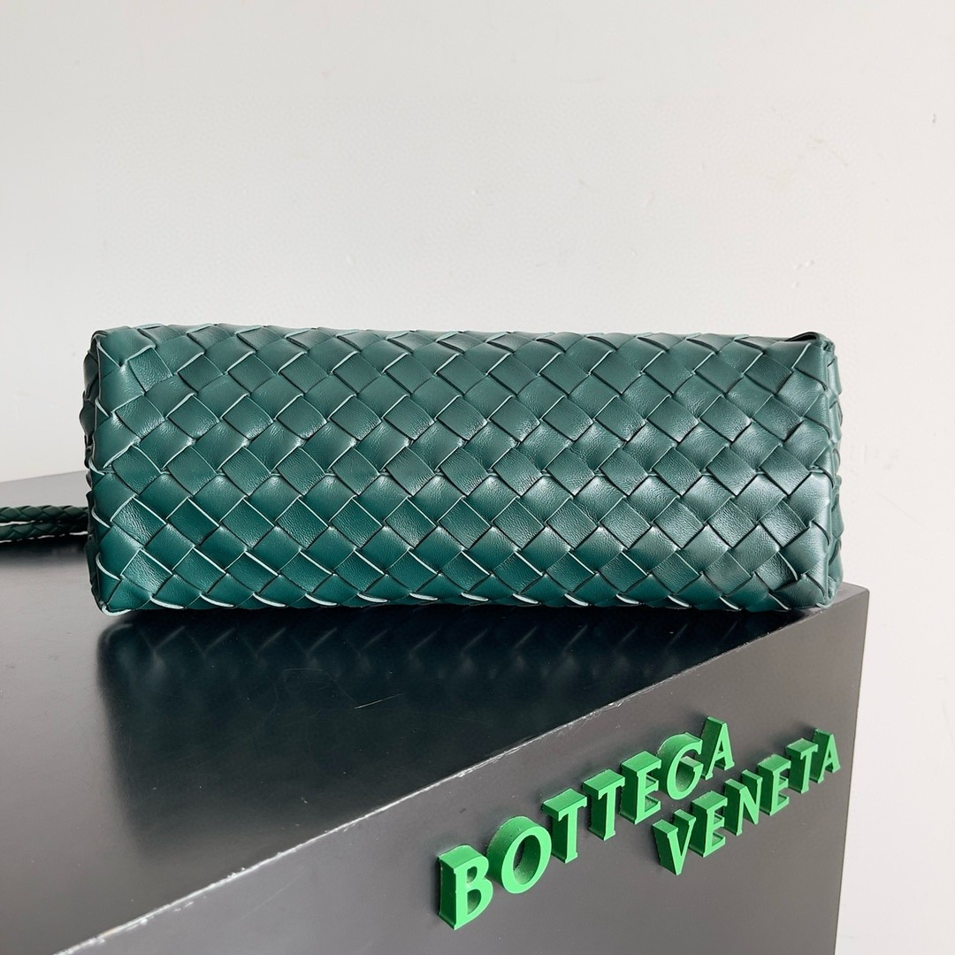 Bottega Veneta Andiamo Small East/West Bag in Green Intrecciato Lambskin - Image 3