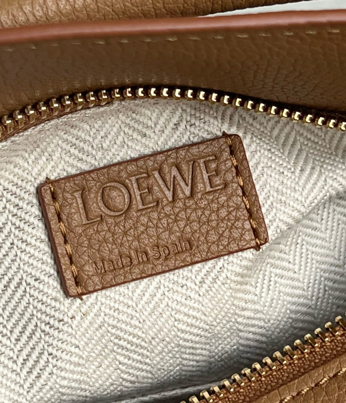 Loewe Puzzle Small Bag in Toffee Soft Grained Leather - Image 7