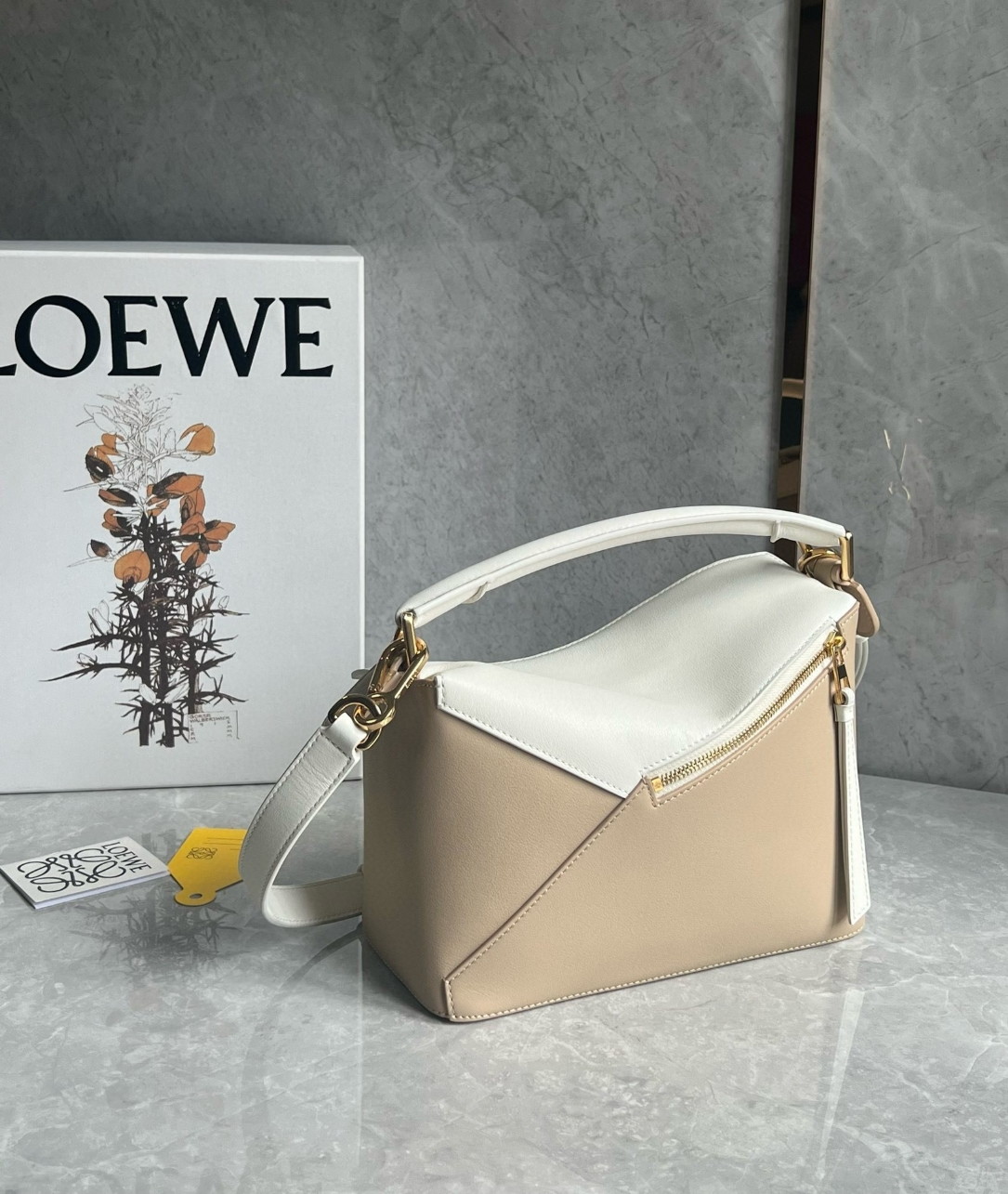 Loewe Puzzle Small Bag in White and Beige Classic Calfskin - Image 5