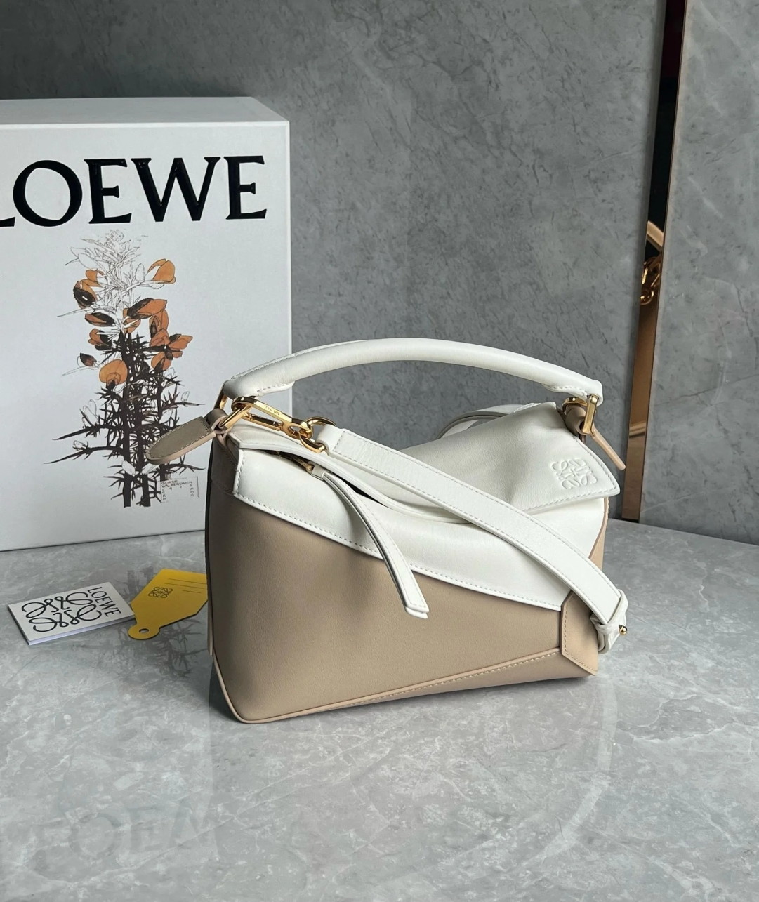 Loewe Puzzle Small Bag in White and Beige Classic Calfskin - Image 7