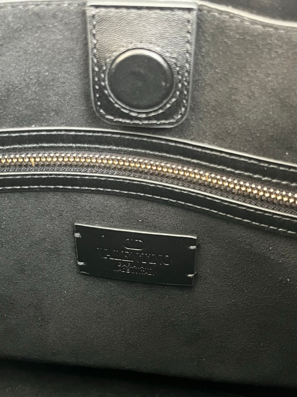 Valentino Antibes Medium Shopping Bag in Black Leather - Image 8