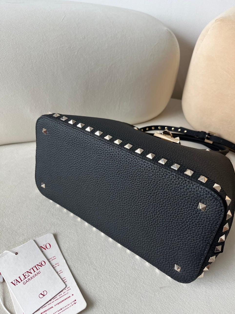 Valentino Small Rockstud Foldover Top Handle Bag in Black Grainy Leather - Image 6