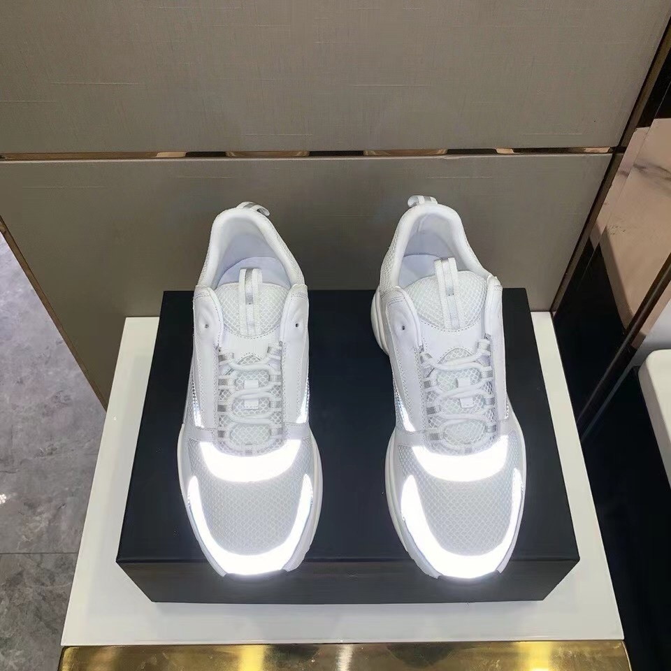 Dior Men's B22 Sneakers In White Leather and White Mesh - Image 4