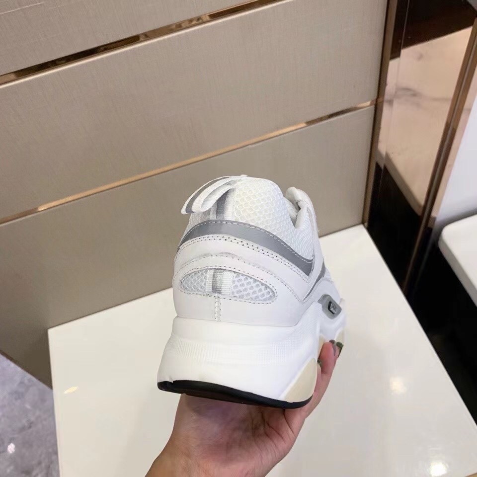 Dior Men's B22 Sneakers In White Leather and White Mesh - Image 7