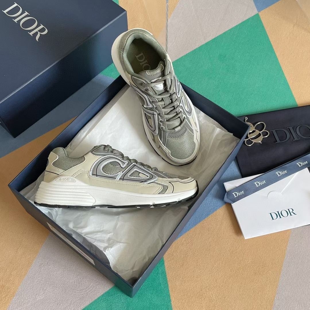 Dior Men's B30 Sneakers In Green Mesh and Ivory Fabric - Image 3