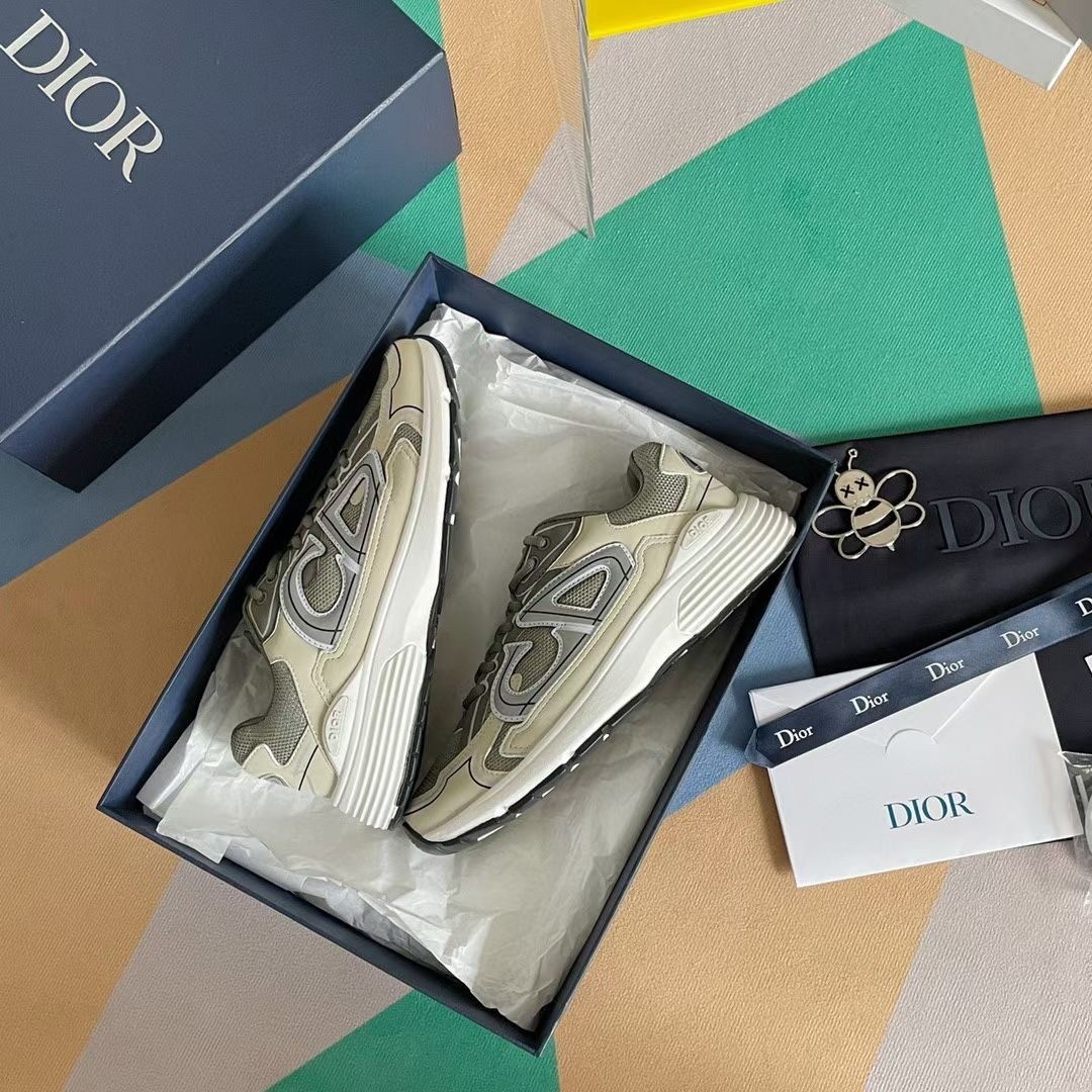 Dior Men's B30 Sneakers In Green Mesh and Ivory Fabric - Image 7
